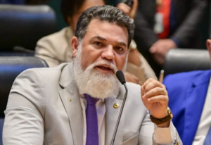 A nova medida garante acesso público a informações sobre condenados por violência contra a mulher. Entenda os impactos jurídicos, jurisprudências e desafios dessa iniciativa.