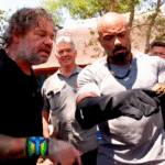 Naja Nivea Morde Luva Inovadora: Biólogo Richard Rasmussen e Julio Balestrin Real1zam Feito Inédito no Safari da África do Sul